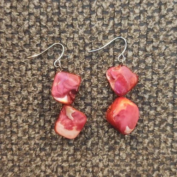 Lady in Red Earrings - Picture 5 of 6